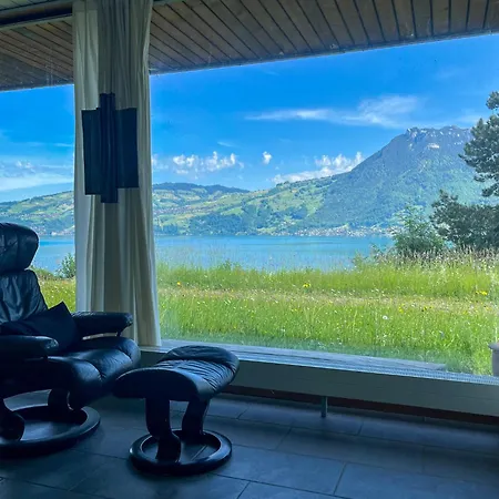 Seepanorama Gueetital Faulensee